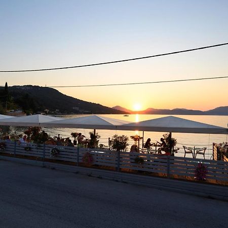 Golden Sunset Hotel Букари Екстериор снимка