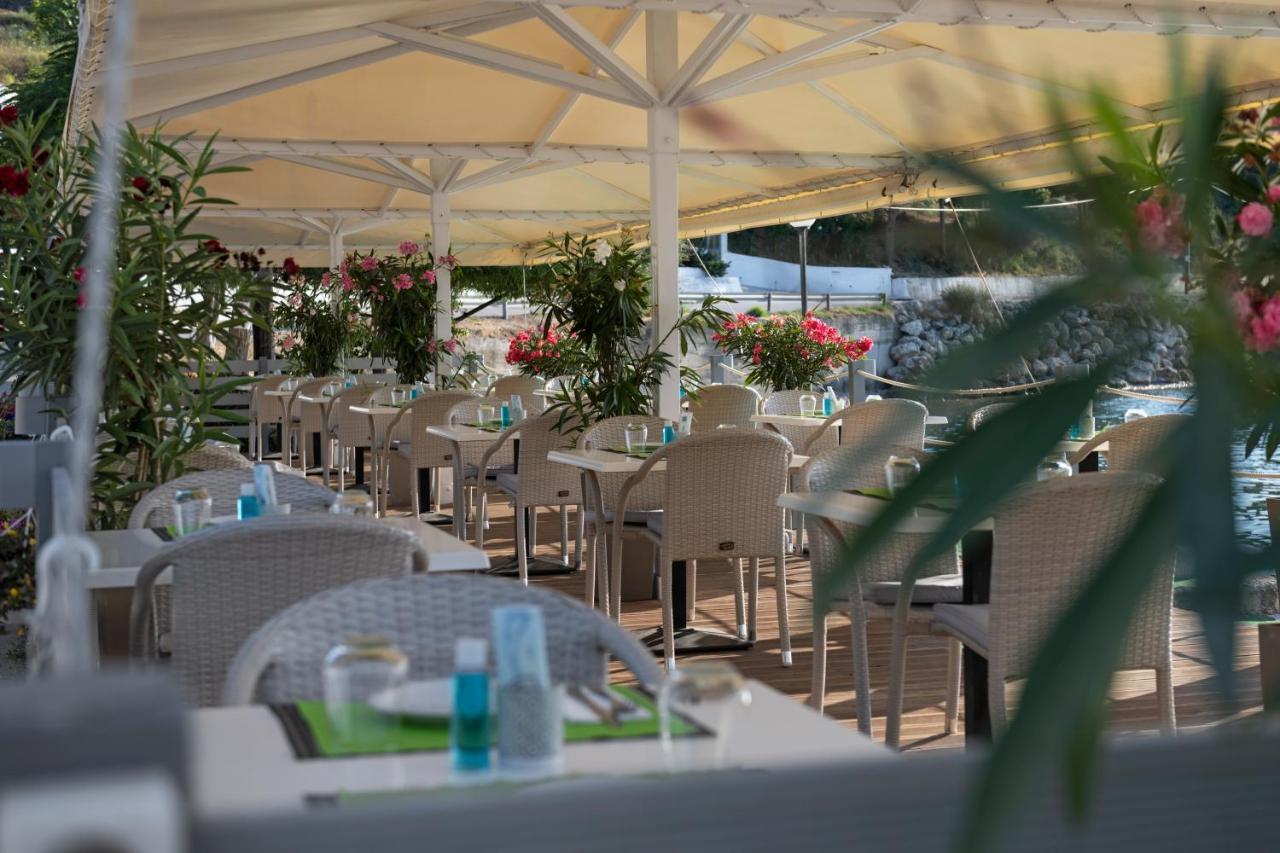 Golden Sunset Hotel Букари Екстериор снимка